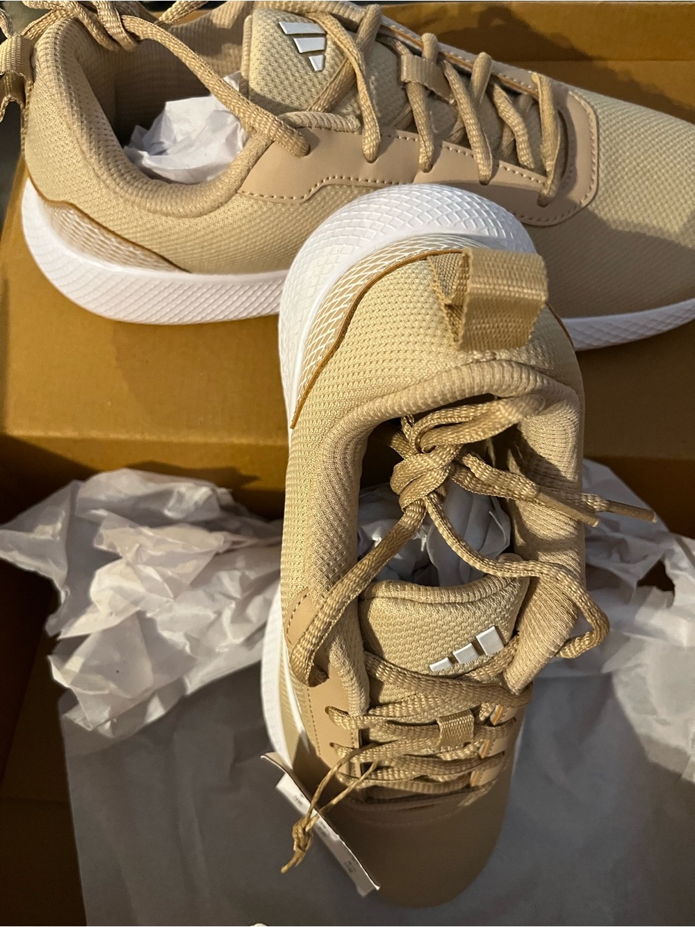 Adidas Impulse SYN 3.0 Men’s 6.5 Beige White Sneakers New in Box